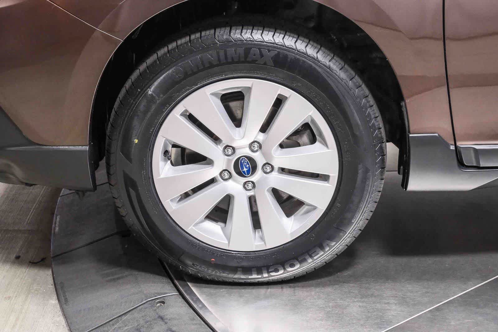 Used 2019 Subaru Outback 2.5i Premium AWD/4WD image 10