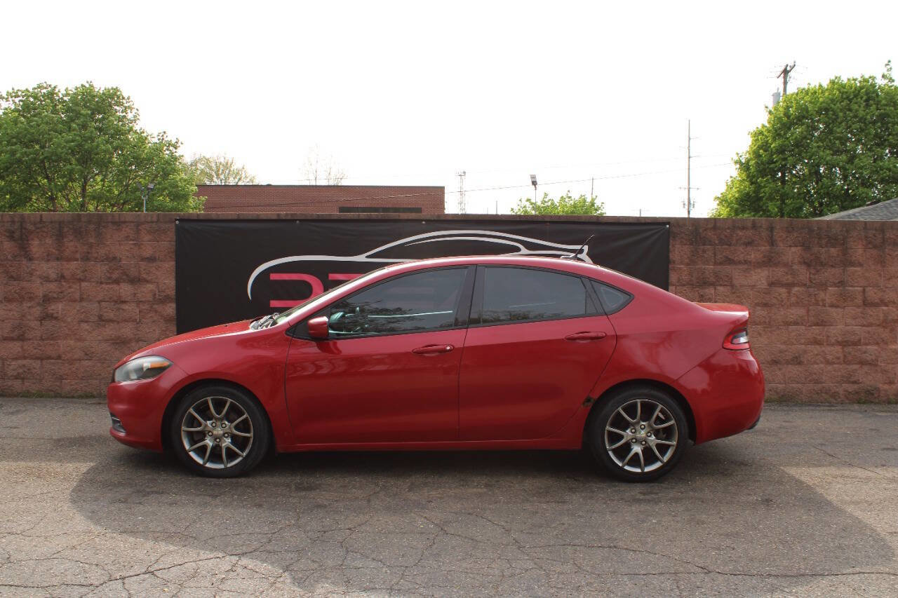 Used 2014 Dodge Dart SXT w/ Rallye Group image 2