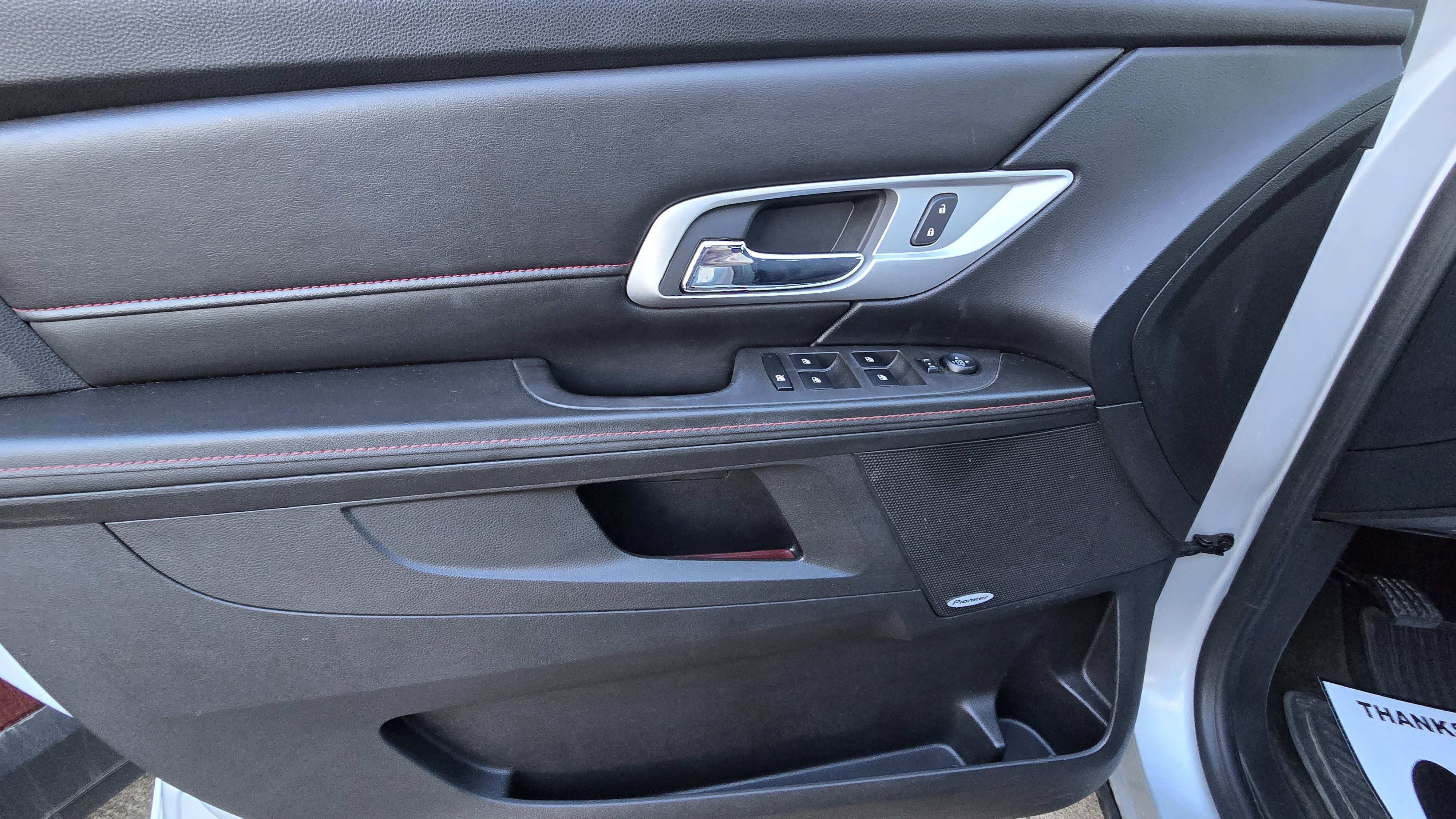 Used 2015 GMC Terrain SLE w/ Chrome Edition image 7