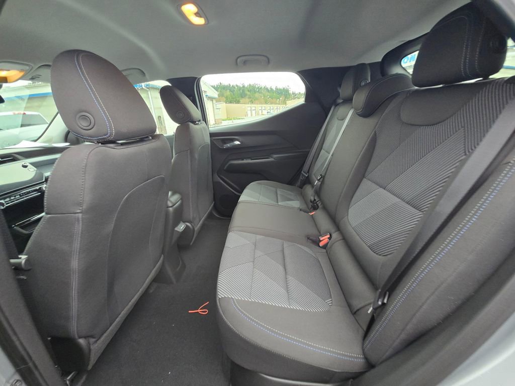 New 2027 Chevrolet Bolt LT w/ Comfort Package image 12