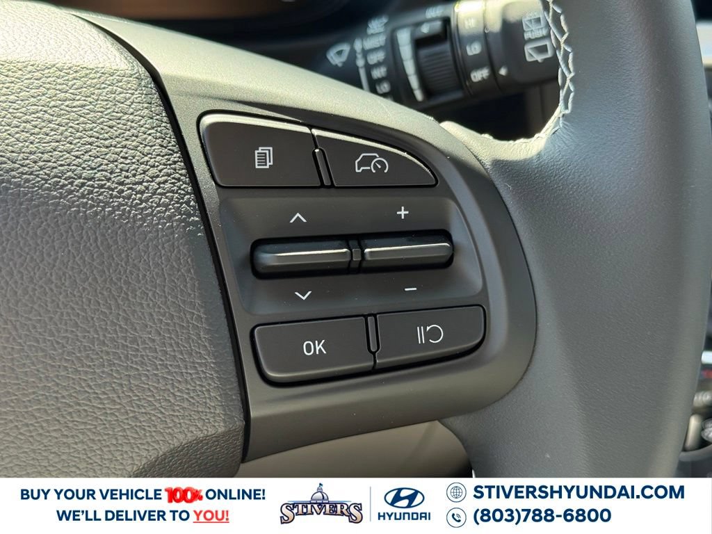 New 2026 Hyundai Venue SEL FWD image 25