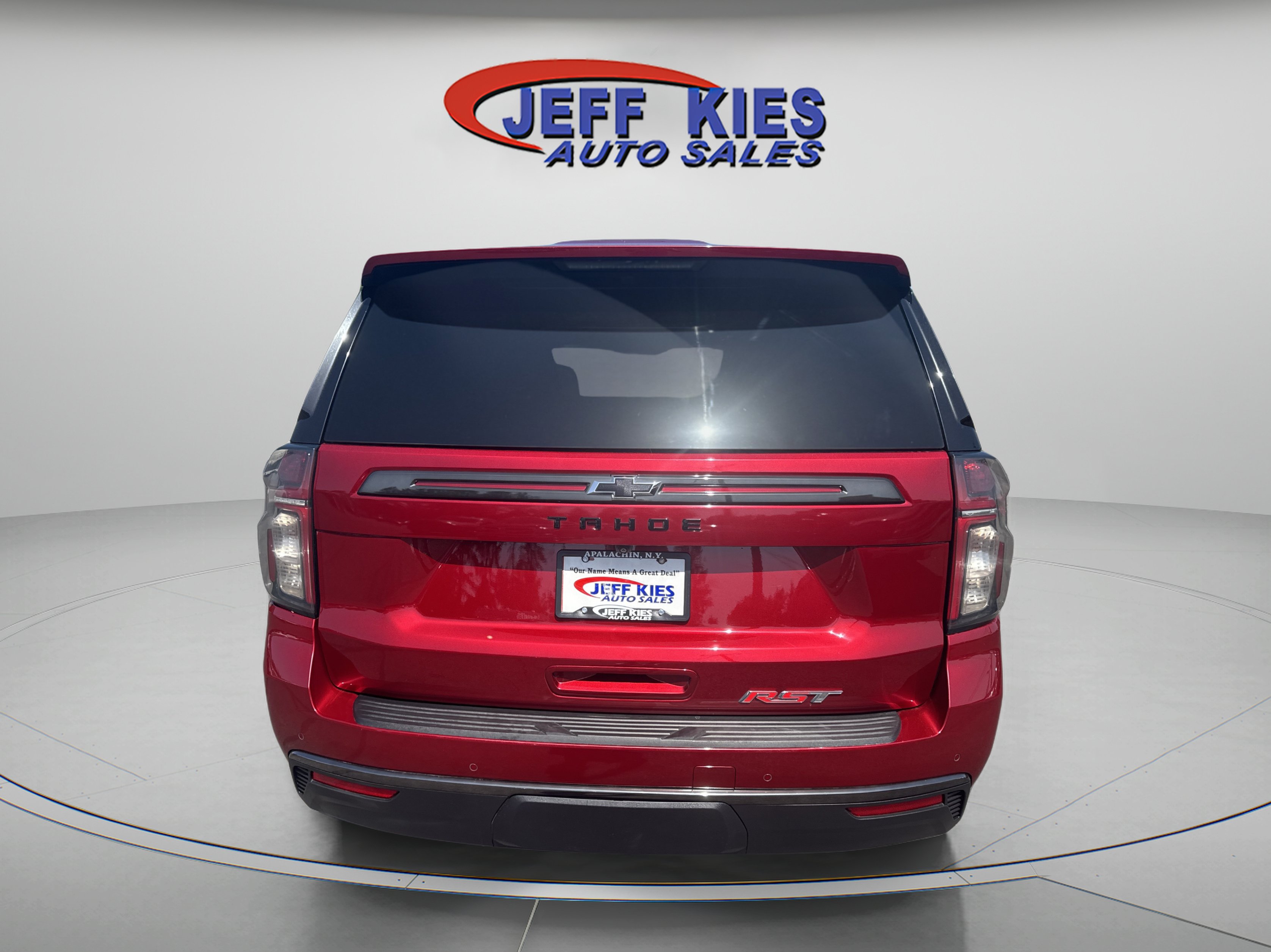 Used 2022 Chevrolet Tahoe RST w/ Luxury Package AWD/4WD image 6