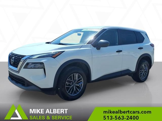 Used 2023 Nissan Rogue S AWD/4WD image 3