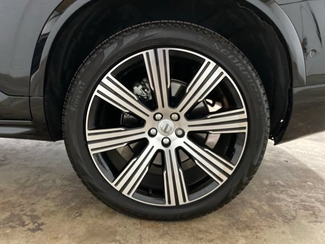 Used 2024 Volvo XC90 T8 Plus w/ Protection Package Premier AWD/4WD image 34
