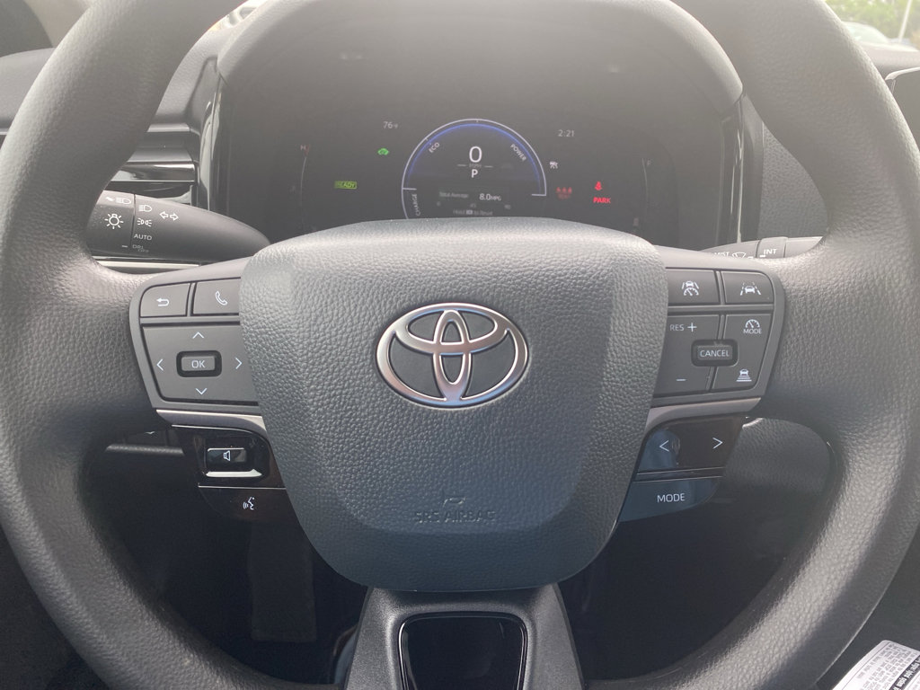 Used 2026 Toyota Camry LE w/ Convenience Package FWD image 23