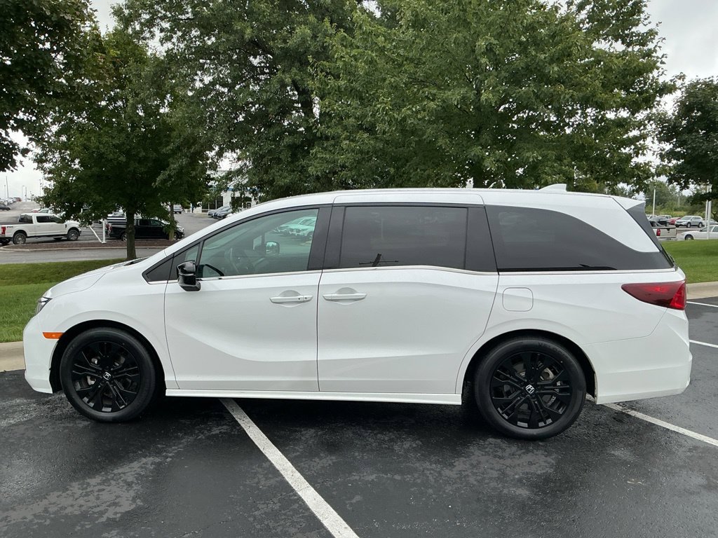 Used 2025 Honda Odyssey Sport-L image 8