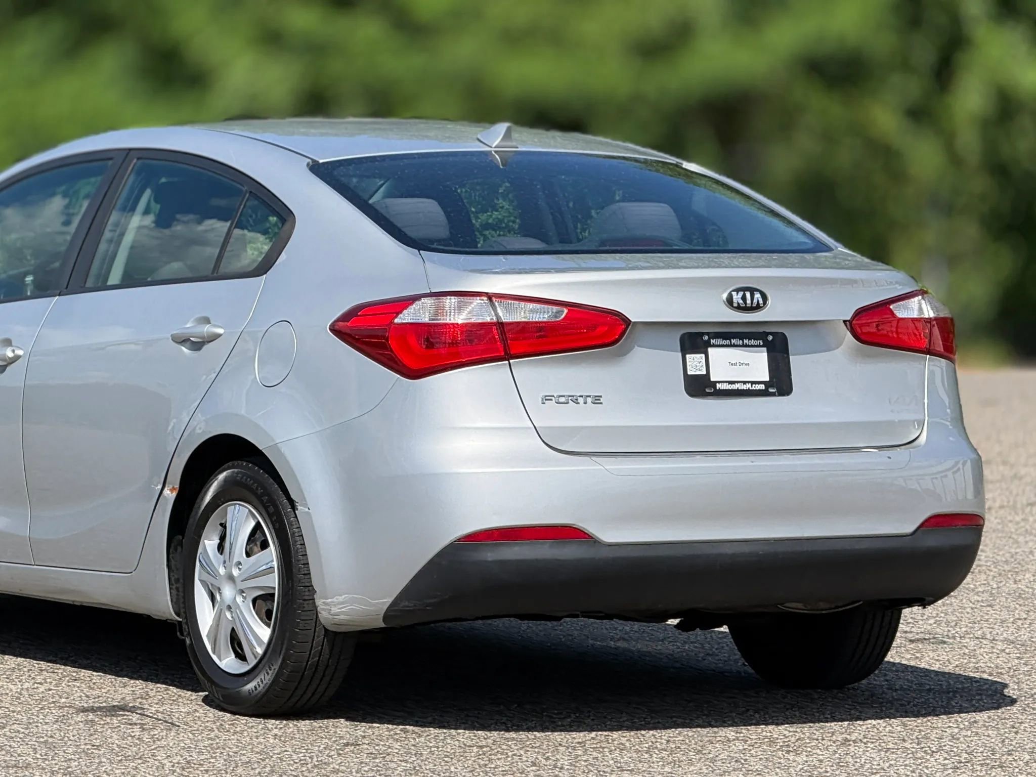 Used 2015 Kia Forte LX FWD image 16