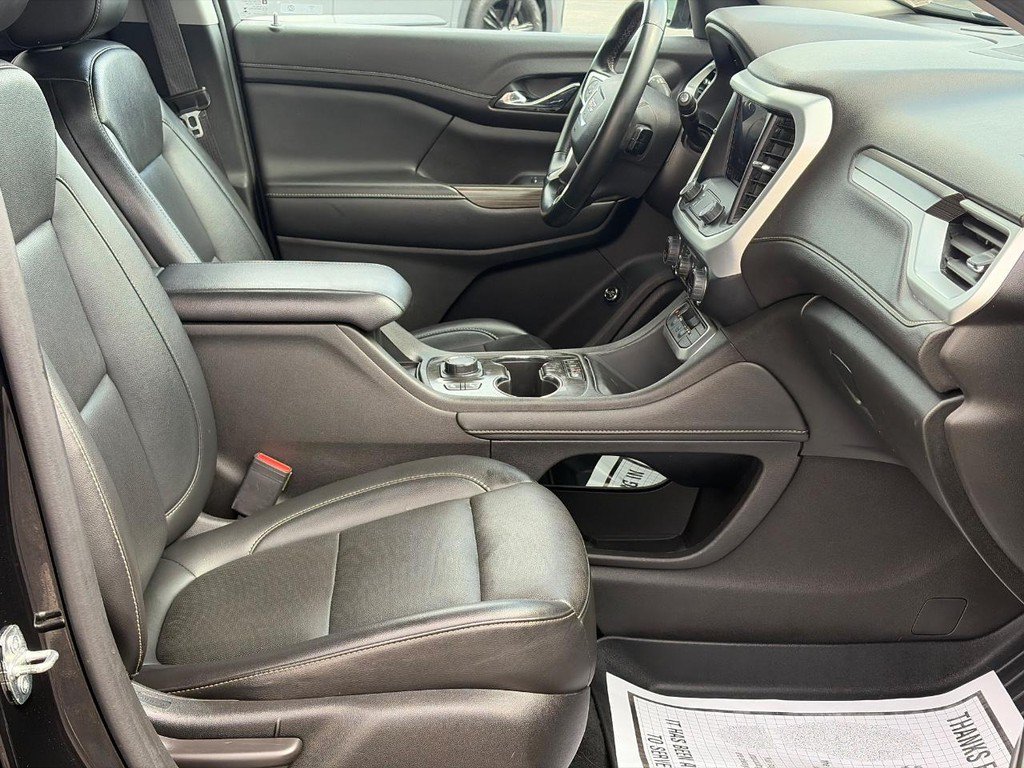 Used 2023 GMC Acadia SLT AWD/4WD image 18