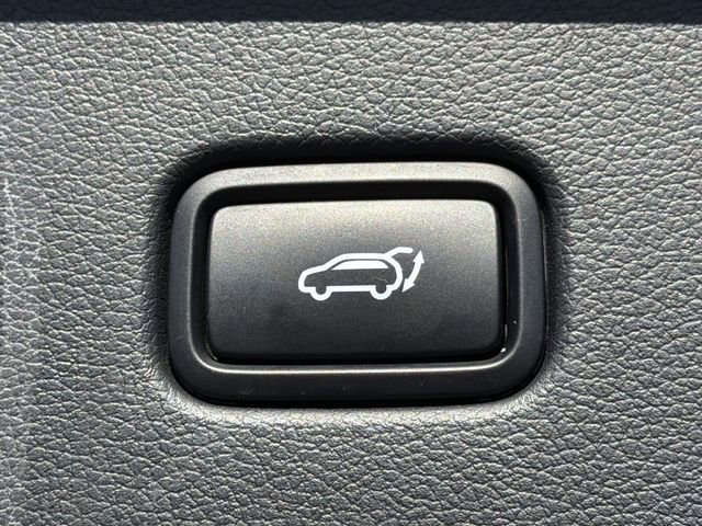 Used 2023 Hyundai Palisade Limited image 19