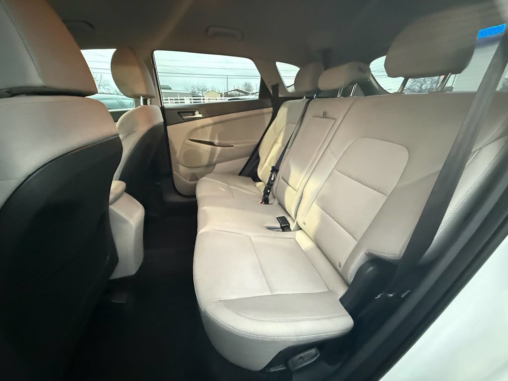 Used 2019 Hyundai Tucson Value FWD image 18