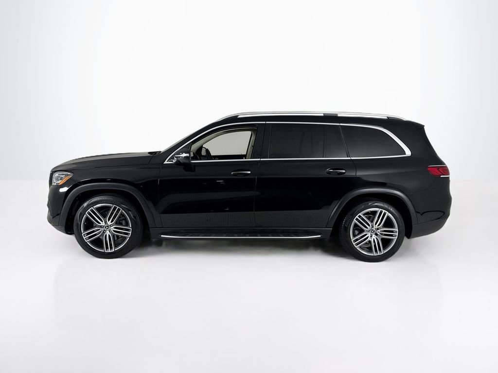 Used 2023 Mercedes-Benz GLS 450 4MATIC image 2