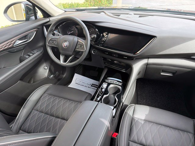 Used 2023 Buick Envision Avenir AWD/4WD image 18