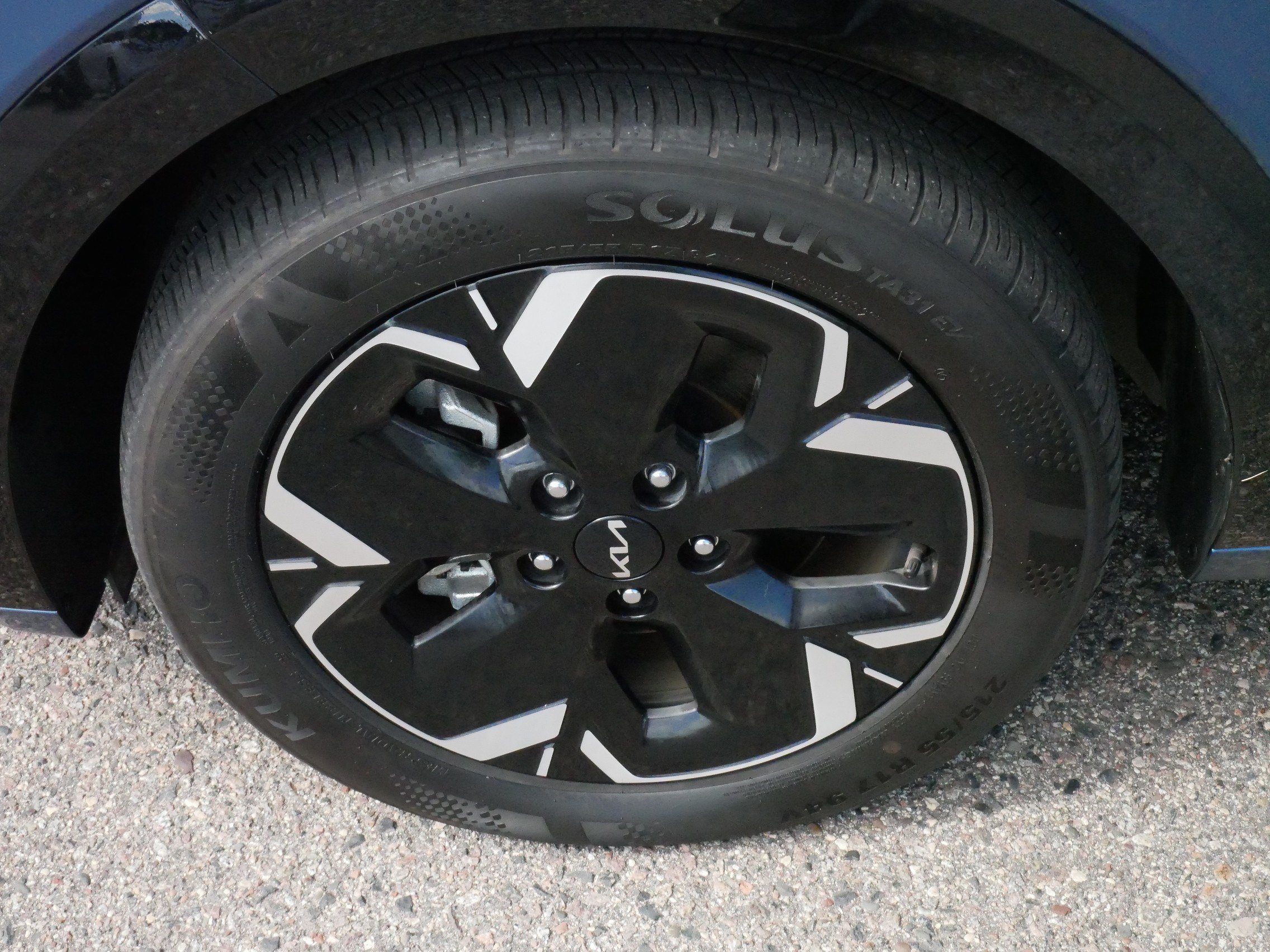 Used 2024 Kia Niro Wind w/ Wind Preserve Package FWD image 15