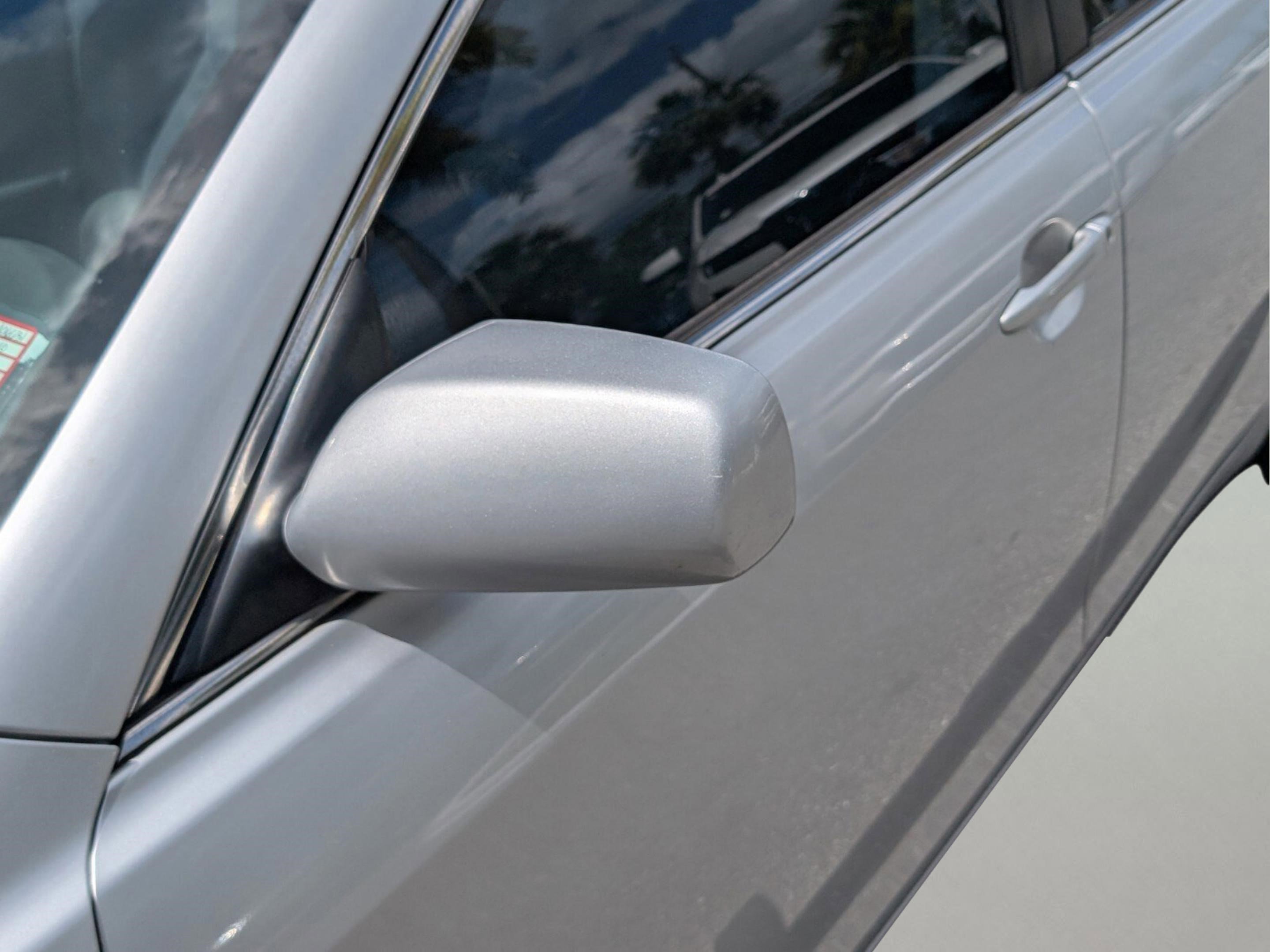 Used 2010 Toyota Camry LE FWD image 26