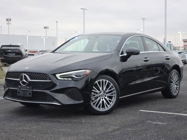 Used 2025 Mercedes-Benz CLA 250 4MATIC image 2