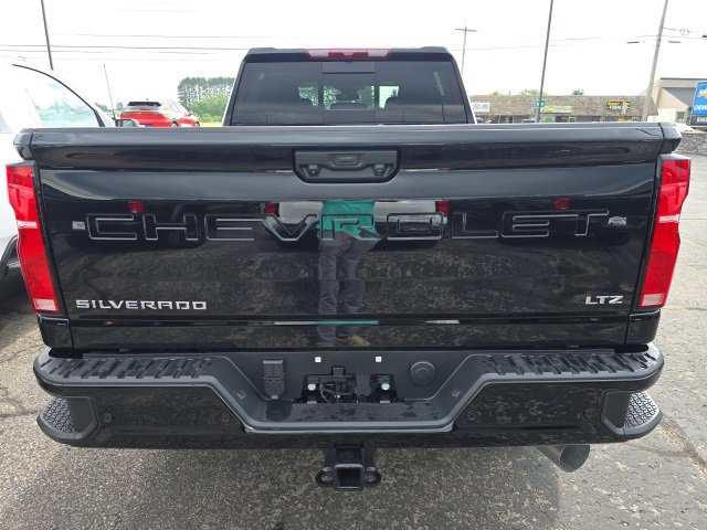 New 2025 Chevrolet Silverado 3500 LTZ w/ Z71 Chrome Sport Edition image 5