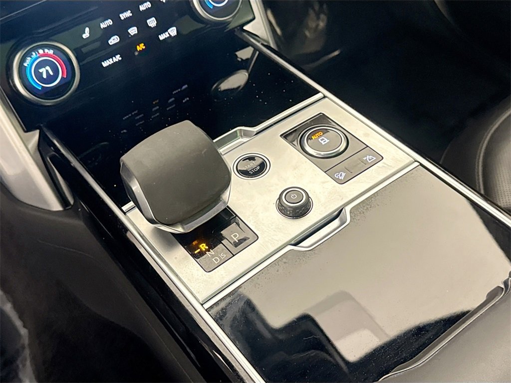 Certified 2023 Land Rover Range Rover SE image 16