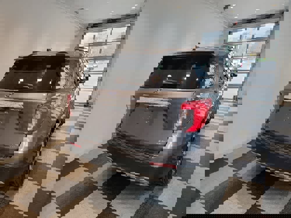 Used 2023 Ford Explorer XLT w/ Equipment Group 202A image 6