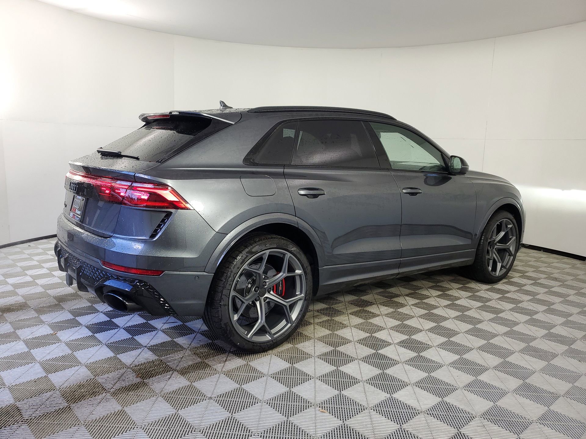 New 2026 Audi RS Q8 performance image 11