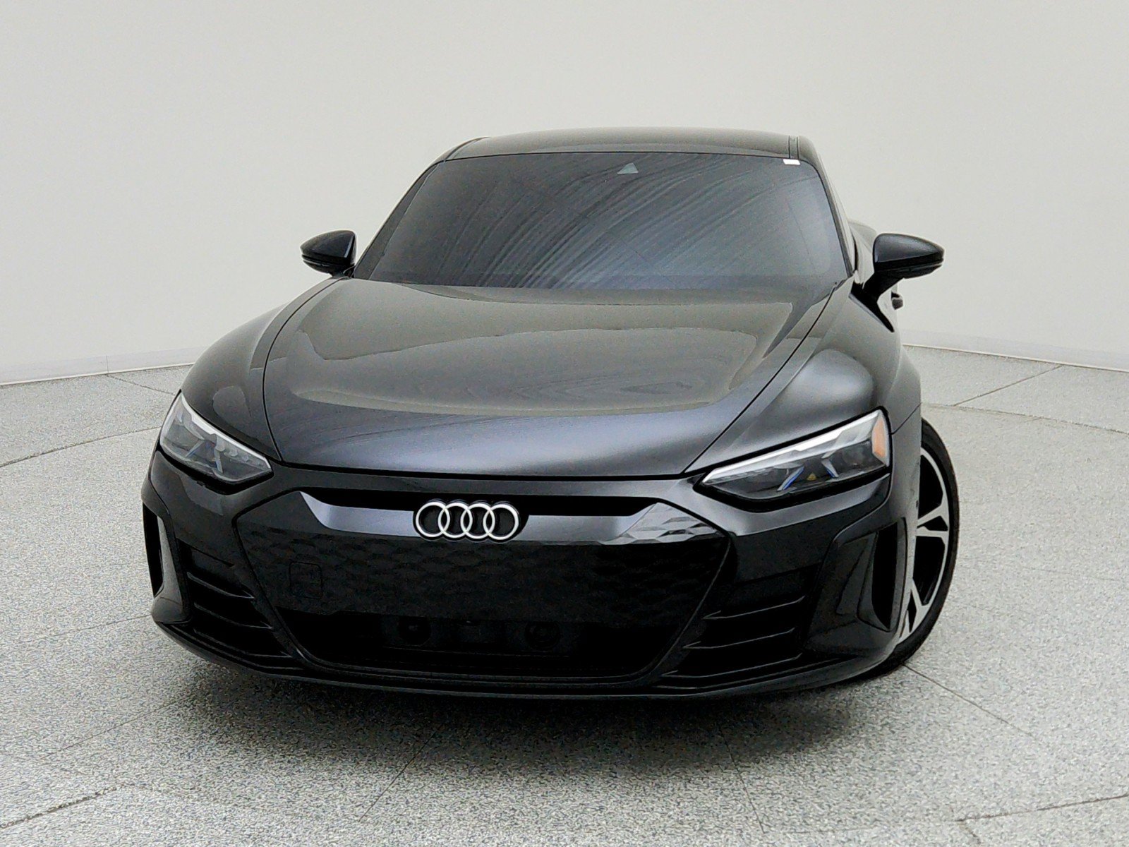 Used 2023 Audi e-tron GT Prestige AWD/4WD image 2