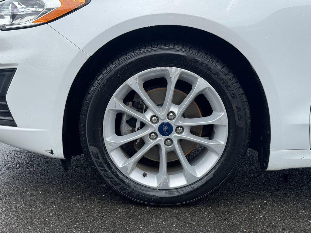 Used 2020 Ford Fusion SE FWD image 10
