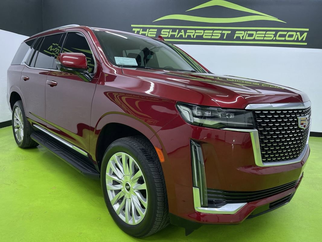 Used 2022 Cadillac Escalade Luxury w/ LPO, Illumination Package image 2