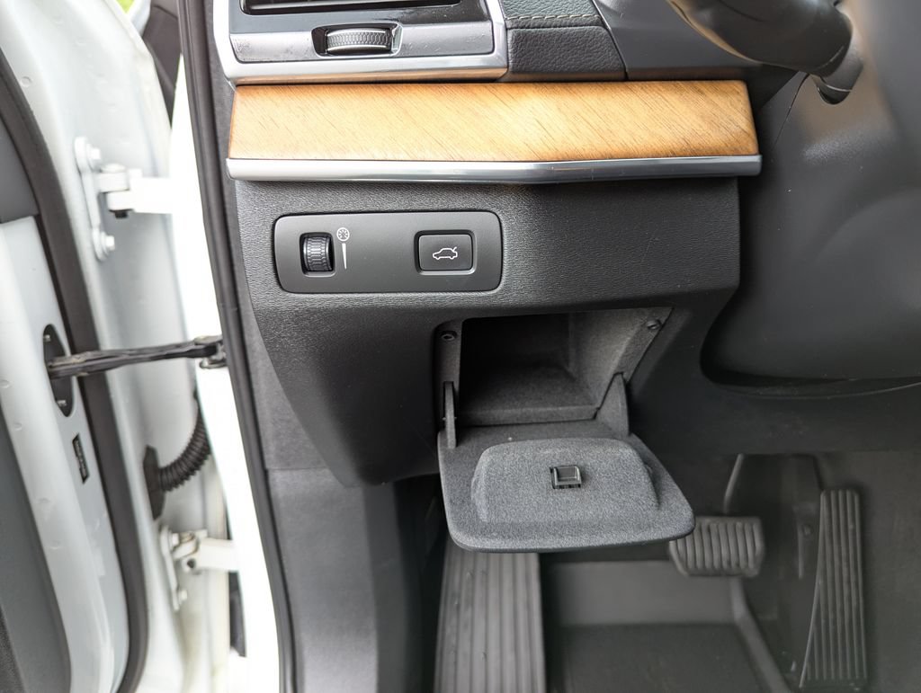 Used 2019 Volvo XC90 T6 Inscription w/ Luxury Package AWD/4WD image 14