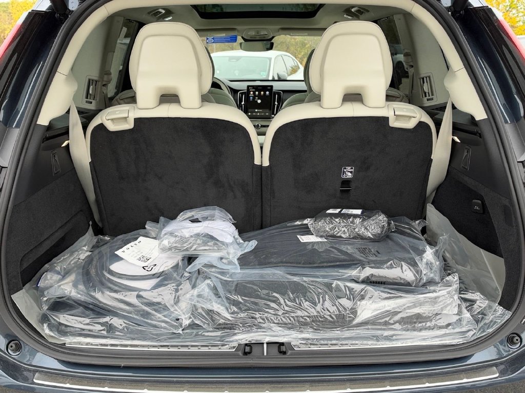New 2027 Volvo XC90 T8 Ultra AWD/4WD image 5