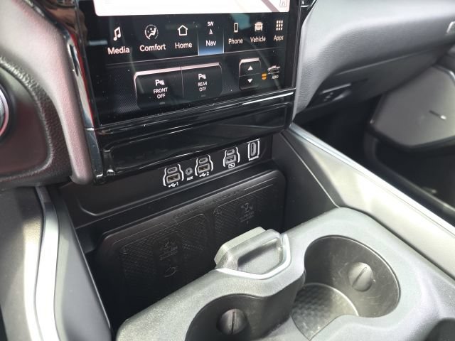 Used 2025 RAM 1500 Laramie w/ Night Edition AWD/4WD image 21