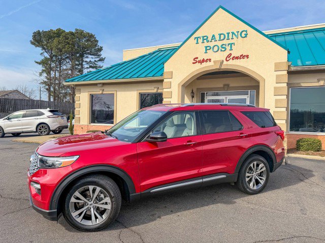 Used 2020 Ford Explorer Platinum w/ Premium Technology Package image 23