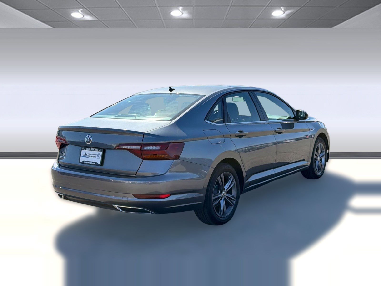 Used 2019 Volkswagen Jetta R-Line w/ R-Line Cold Weather Package image 9