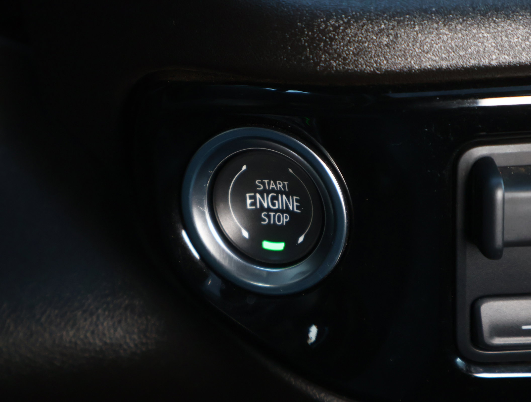 Certified 2025 Chevrolet Silverado 2500 ZR2 w/ Technology Package image 21