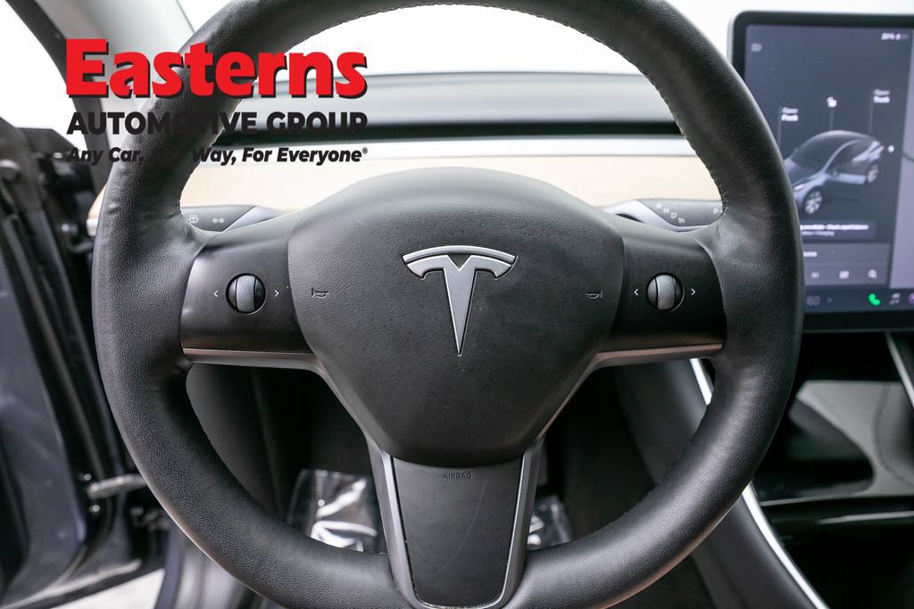 Used 2021 Tesla Model Y Long Range AWD/4WD image 10