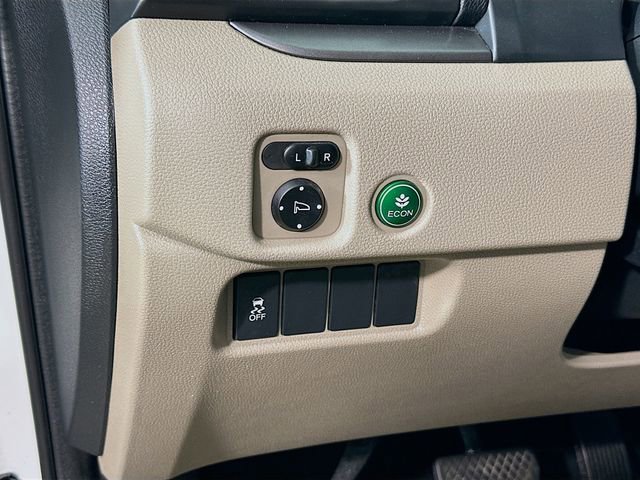 Used 2017 Honda Pilot LX image 18