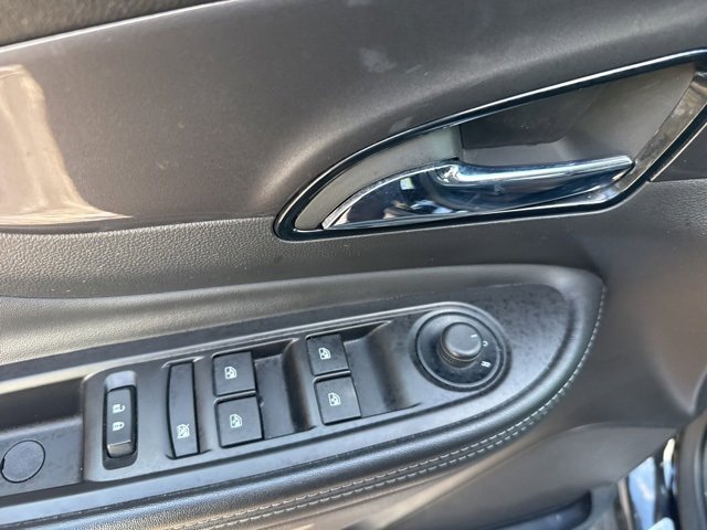 Used 2022 Buick Encore Preferred w/ Safety Package image 11