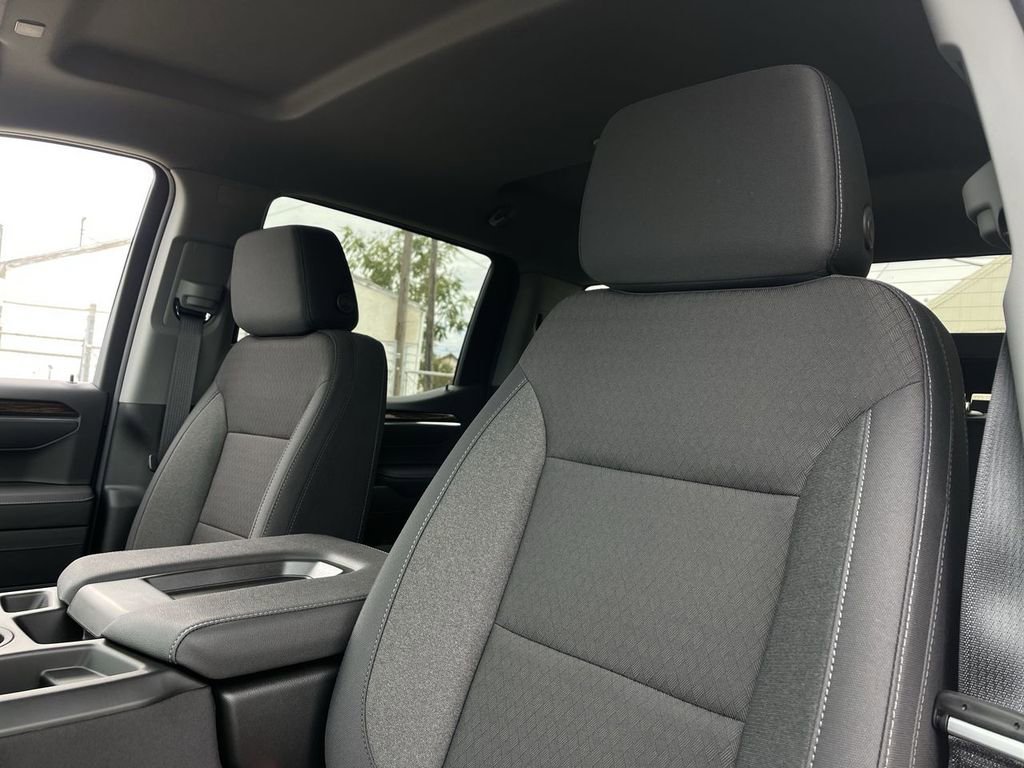 New 2026 GMC Sierra 1500 Elevation image 19