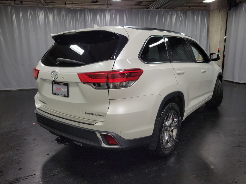 Used 2019 Toyota Highlander Limited Platinum AWD/4WD image 8