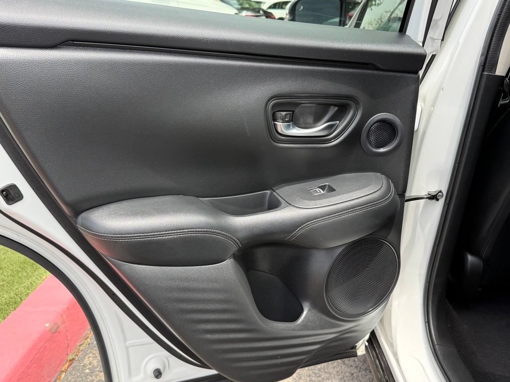 Used 2023 Honda HR-V EX-L image 24