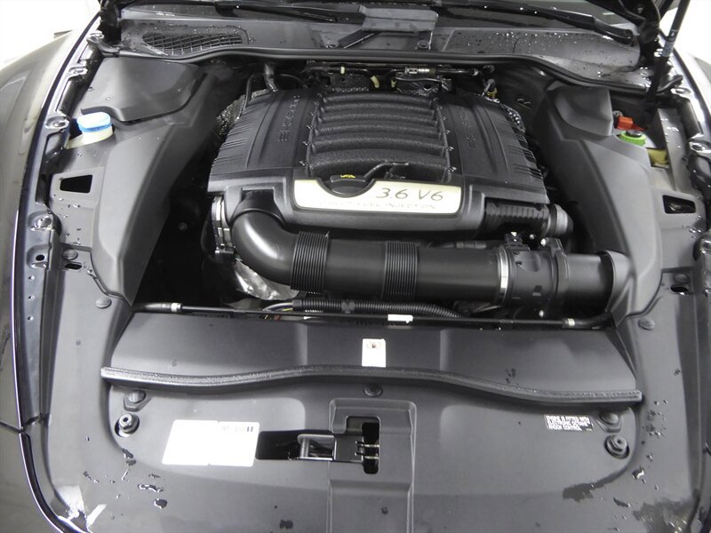Used 2014 Porsche Cayenne AWD/4WD image 39