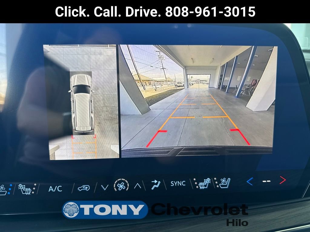 New 2025 Chevrolet Suburban Premier image 16