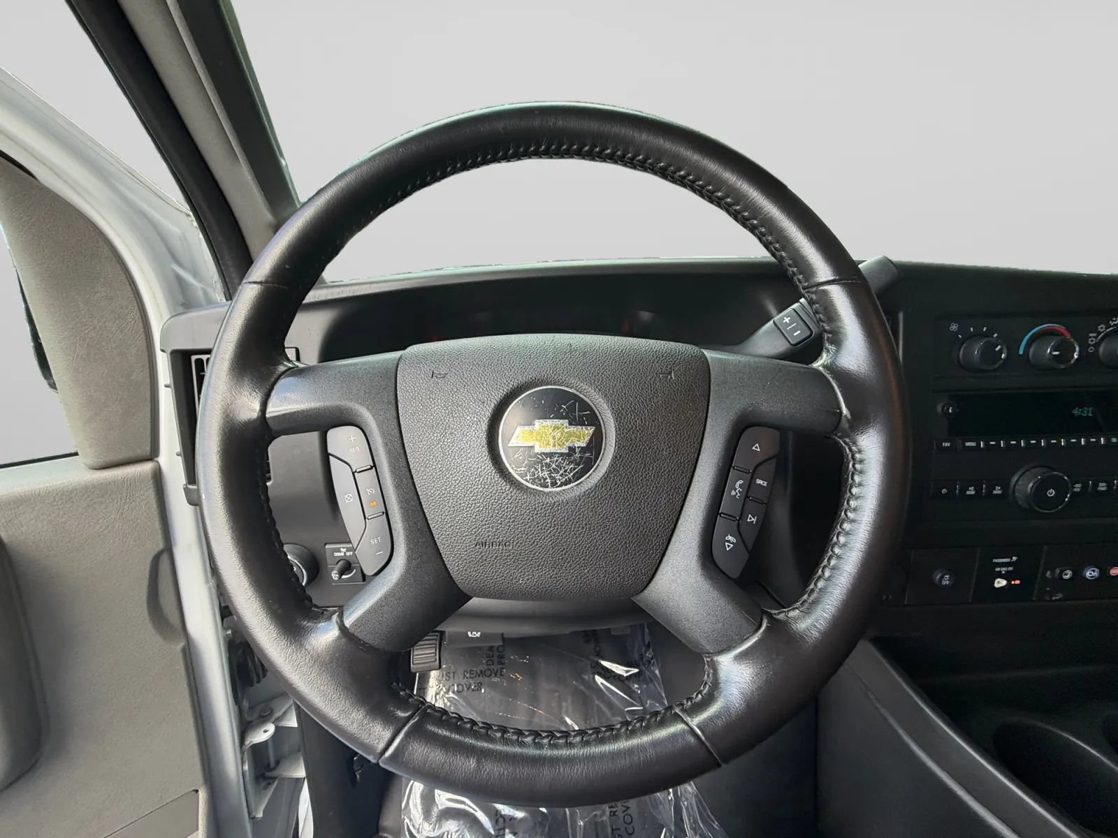 Used 2020 Chevrolet Express 2500 w/ Driver Convenience Package RWD image 22