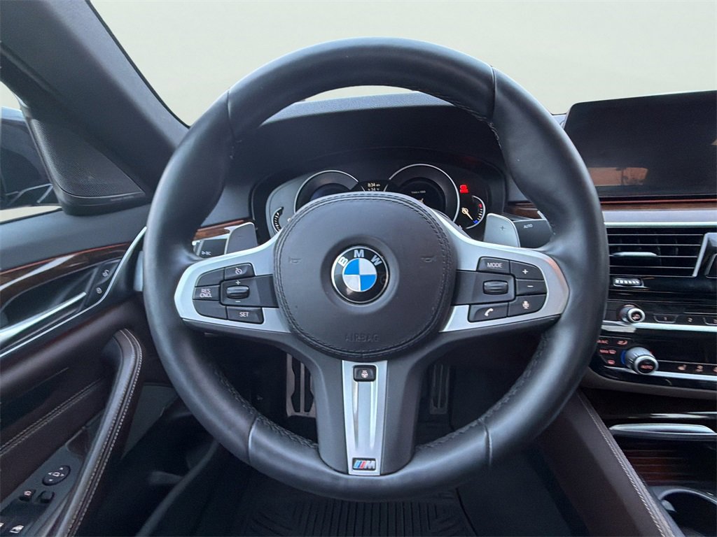Used 2018 BMW 540i xDrive w/ M Sport Package image 11