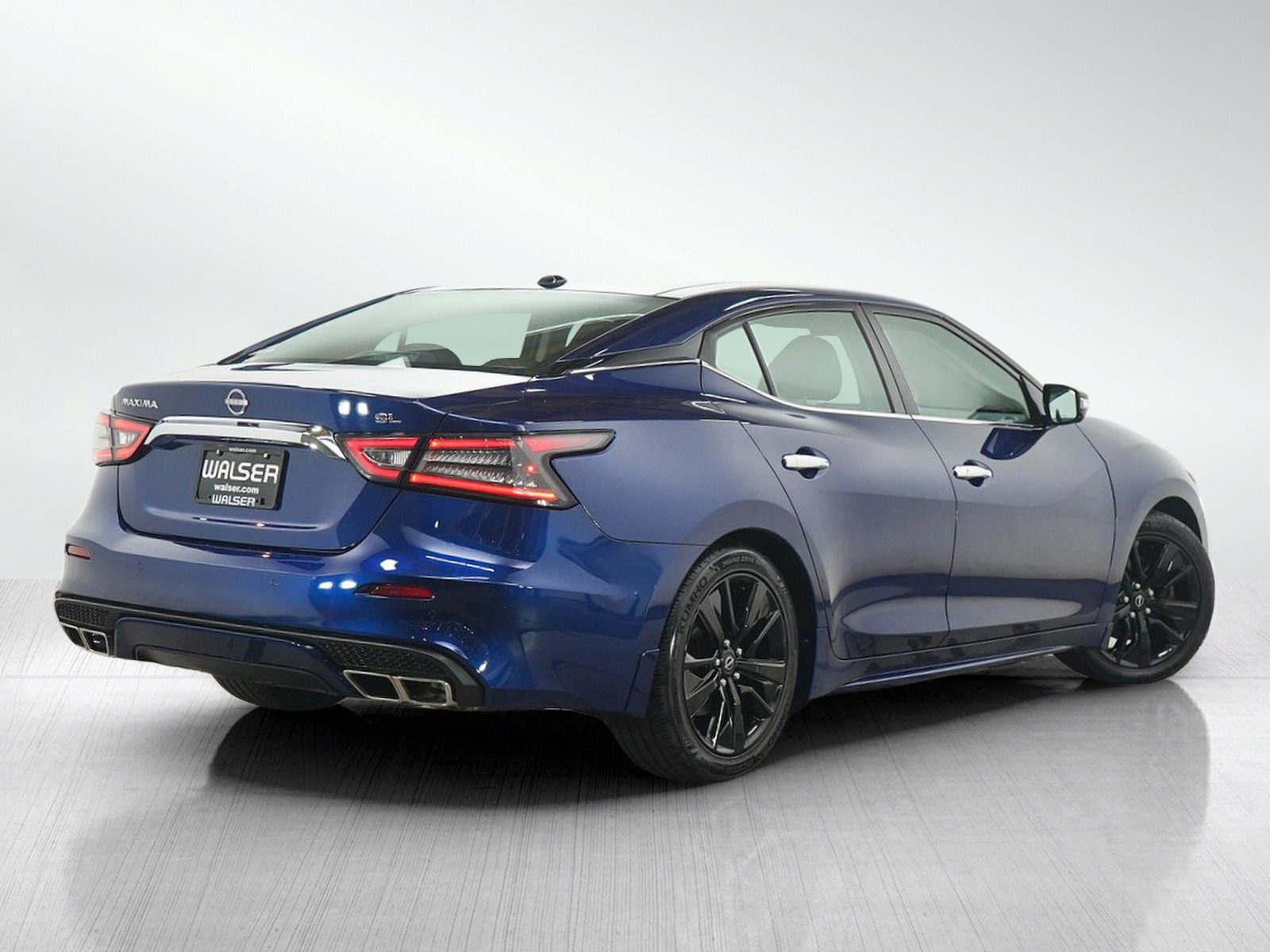 Used 2023 Nissan Maxima SL FWD image 5