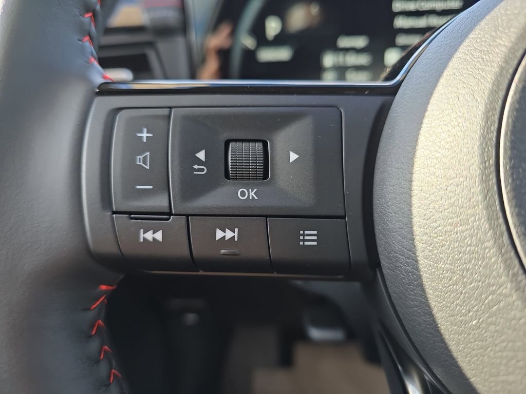 New 2026 Nissan Kicks SR FWD image 21