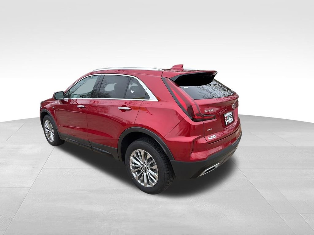 Used 2024 Cadillac XT4 Premium Luxury image 8
