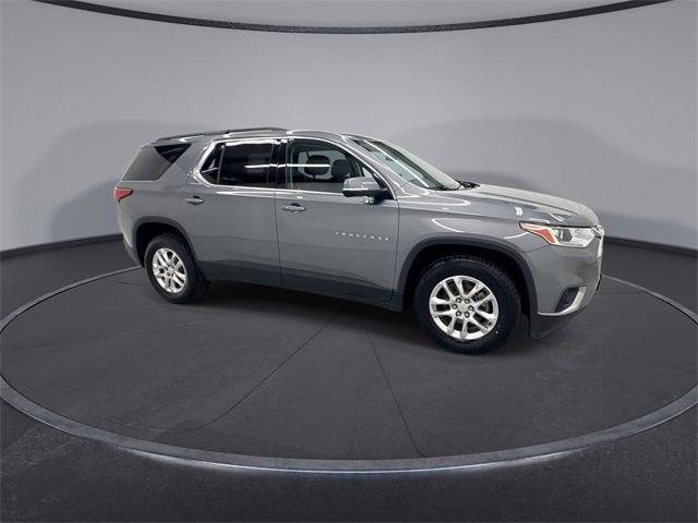 Used 2019 Chevrolet Traverse LT image 2