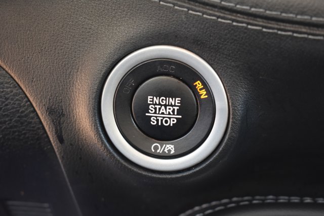 Used 2022 Dodge Challenger R/T w/ Plus Package image 27