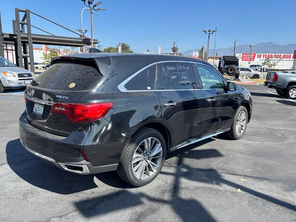 Used 2017 Acura MDX w/ Technology Package FWD image 4