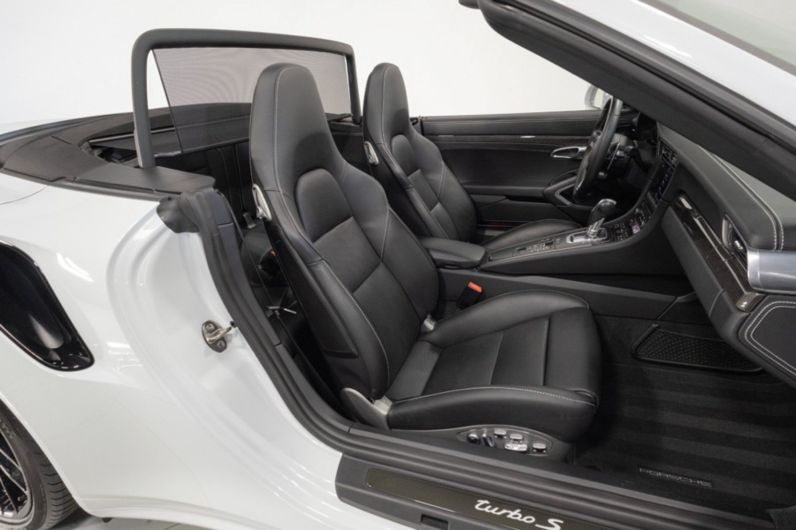 Used 2019 Porsche 911 Turbo S AWD/4WD image 53