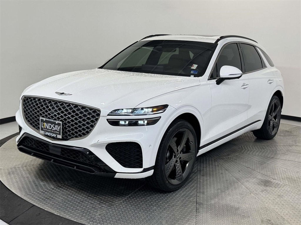 Used 2023 Genesis GV70 2.5T w/ Sport Prestige Package image 3